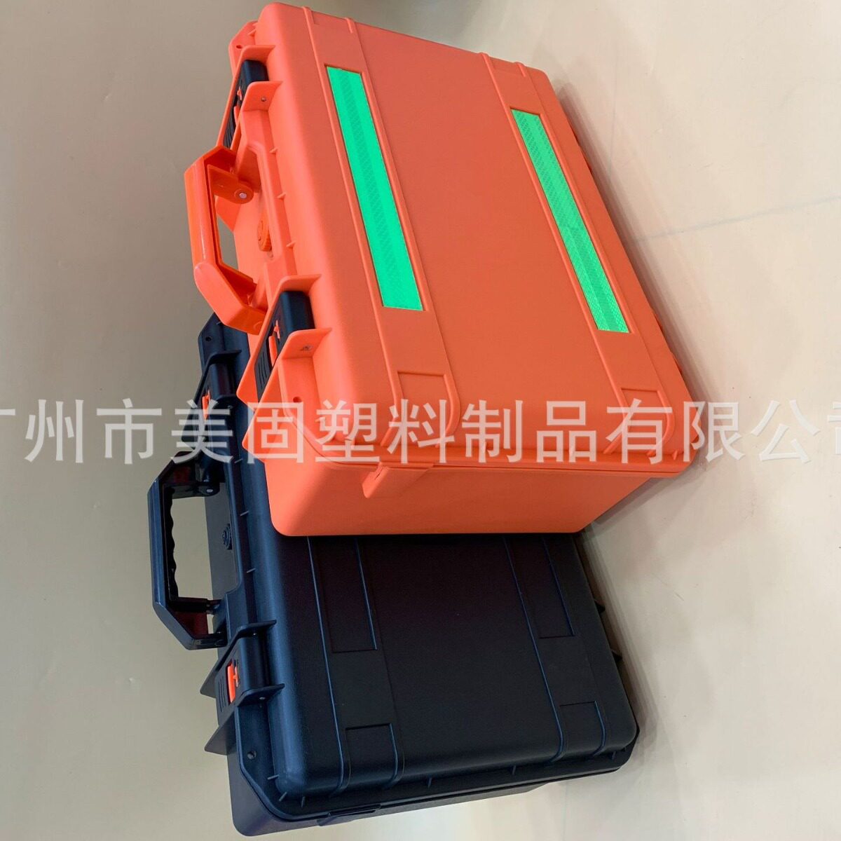 蓄电池专用防水箱手提多功能防水箱汽车工具吹塑箱批发