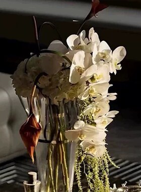 现代轻奢售楼部样板房客厅茶几花艺托盘J酒具烟灰缸组合装饰摆件