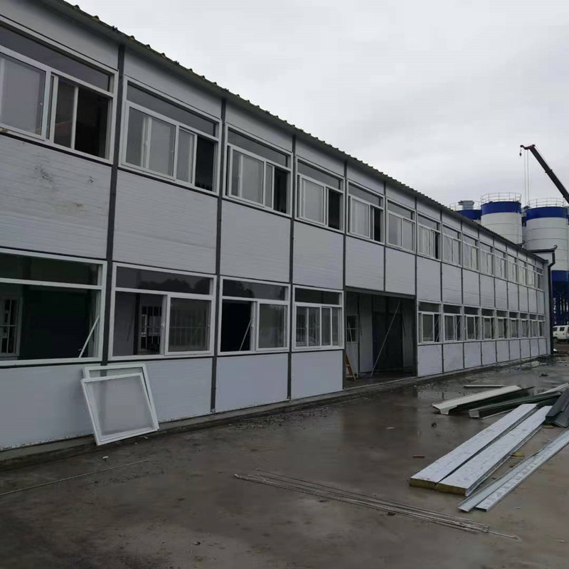 彩钢板活动房轻钢岩棉板房防火材料批发工地住人临建活动房搭建