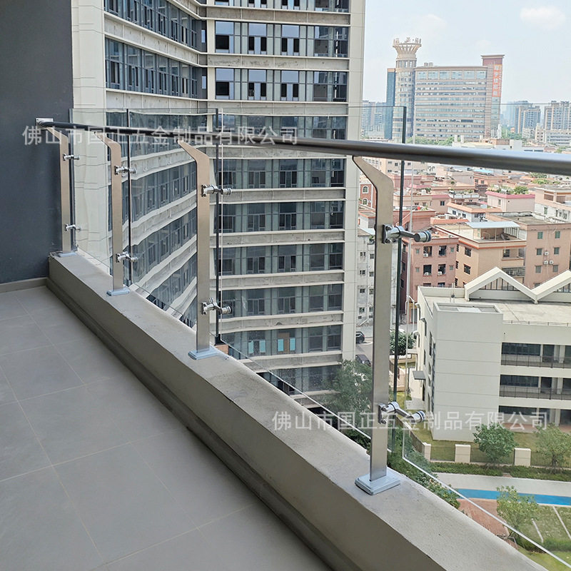 不锈钢阳台玻璃栏杆扶手立柱室外楼梯护栏商场工程玻璃护栏立柱