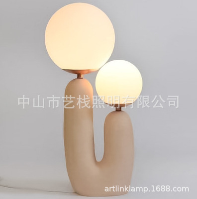 后现代卧室床头创意圆球台灯设计师北欧客厅玻璃球装饰台灯