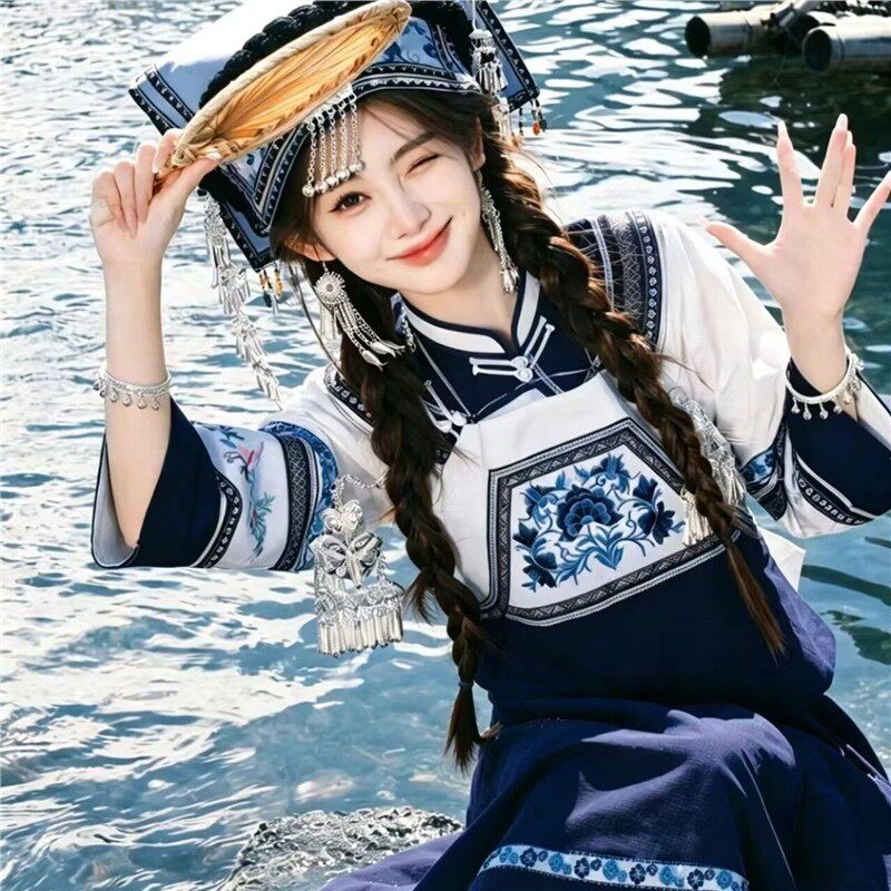 布依族贵州服装少数民族民族服饰苗疆新款少女苗族旅拍演出服影楼