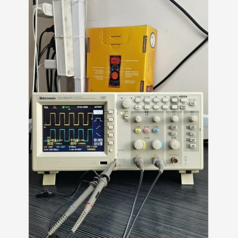 售前询价TDS2022B大学里闲置的设备泰克示波器TDS2022B