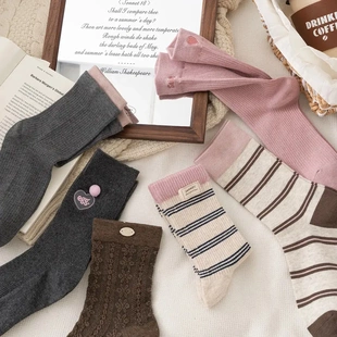 优帝乐服饰3号个体店秋冬新款袜子百搭中筒袜ins风通勤粉色堆堆袜