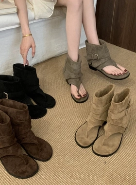 十三行薇拉女鞋批发粗跟夹趾凉靴女鞋2026新款卡其色套筒库管短靴
