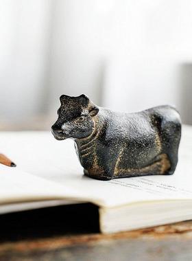 孺子牛日本进口器生肖牛年桌面镇纸摆件书房铸铁文镇搁笔