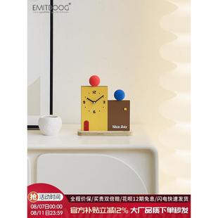 现代创意办公桌钟装 饰礼品 饰品卧室房间家庭客厅桌钟装