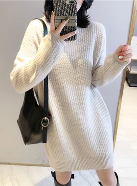显白粉宽松大码羊毛针织连衣裙女中长款加厚韩版春秋冬新款毛衣裙