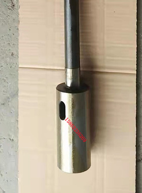 。Z3732X8AZ3225万向摇臂钻床主轴南京第四机床厂摇臂钻床钻杆长6