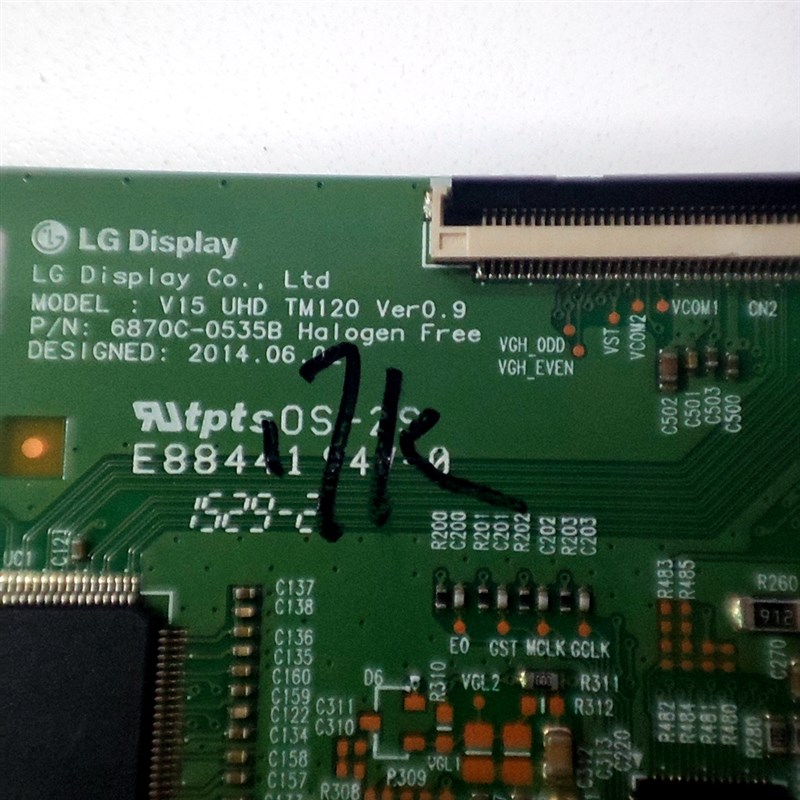原装LG技改逻辑板6870C-0535B解决闪屏 断Y半边发暗偏色一边发黄