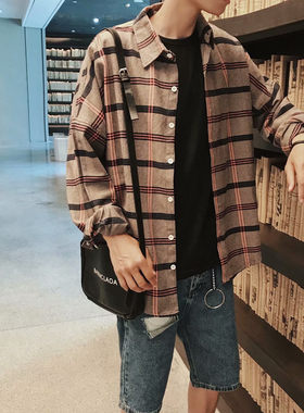 格子衬衫男长袖新款港风春秋学生2021青少年韩版宽松男士衬衣外套