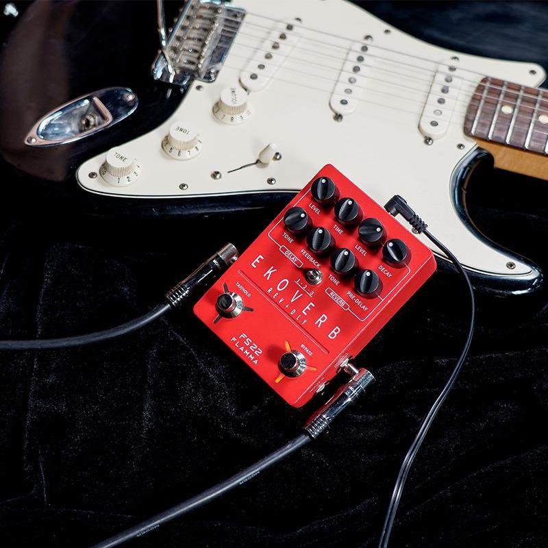 FLAMMAFS-22木电吉他双踩钉立体声延迟混响单块效果器