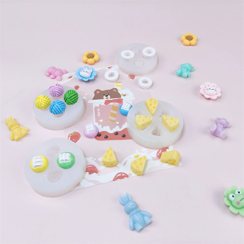 迷你奶酪口哨糖毛线球M豆硅胶模具手工火漆蜡滴胶粘土模巧克力模