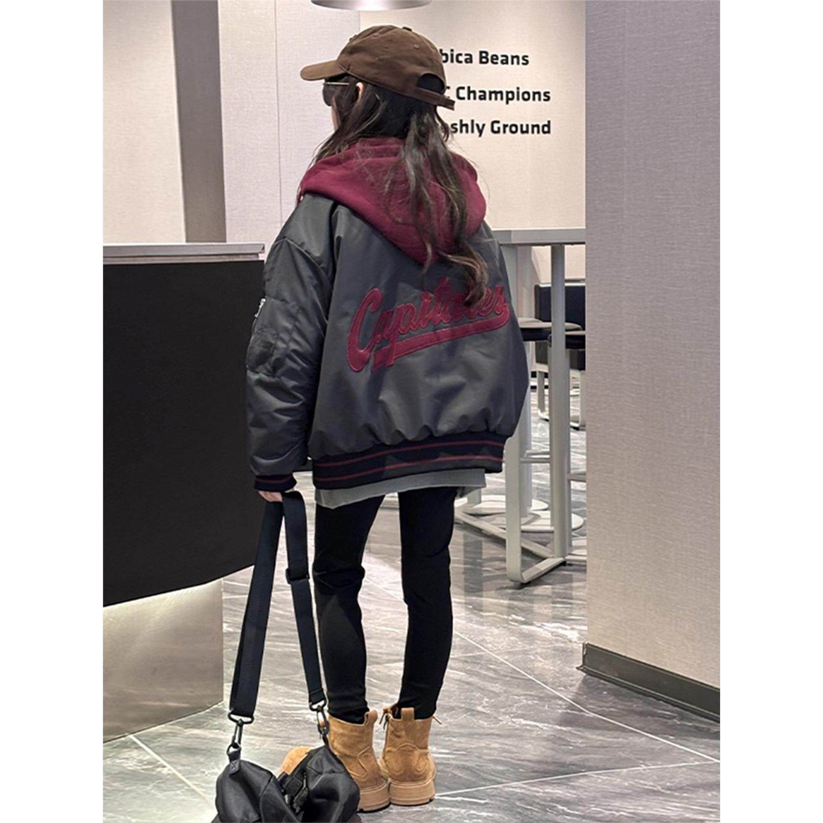 法国Uamtor女童秋冬夹棉外套2025新款洋气大童加厚连帽棒球服棉服