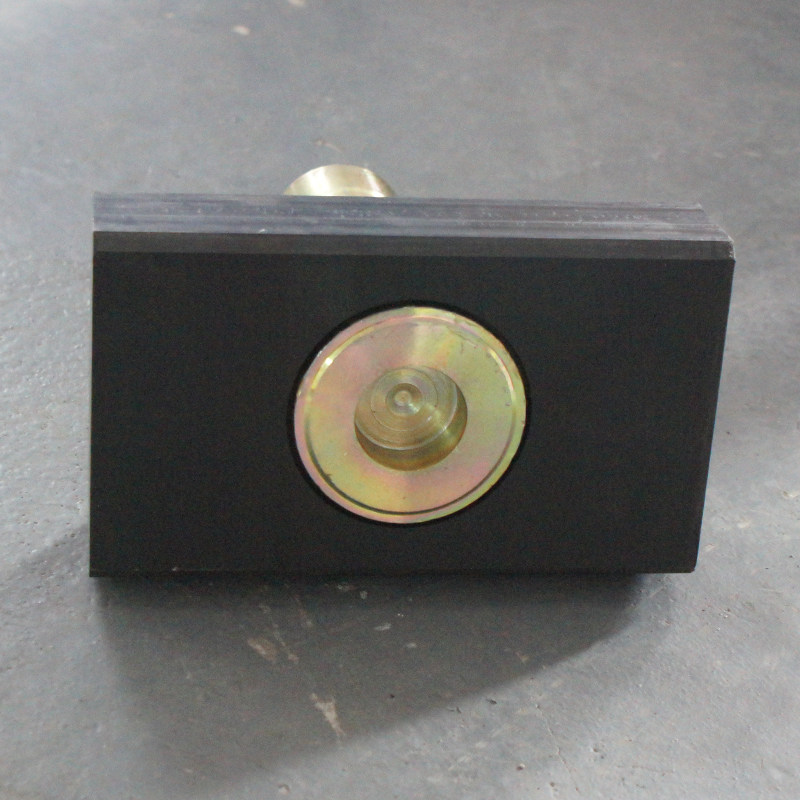 龙马压缩车环卫滑块轴尼龙块3吨8吨垃圾车滑槽滚轮轴套耐磨块