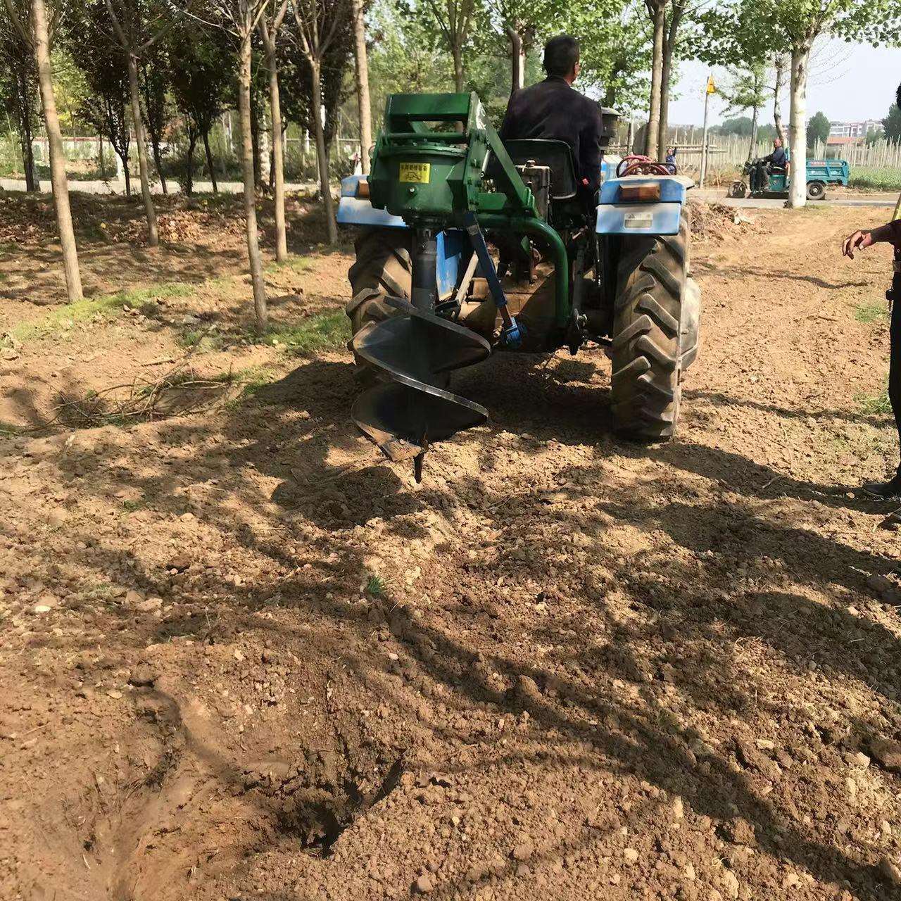 多功能挖坑机 双螺旋钻头树坑机 后置式打眼地钻机 15-100直径