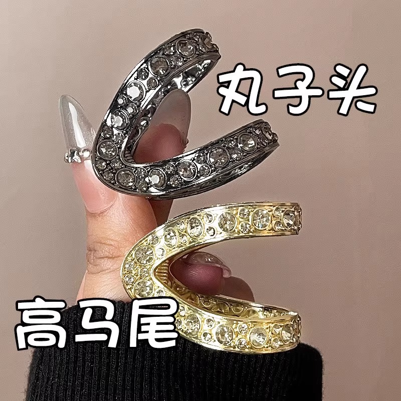 v型抓夹网红爆款高级感