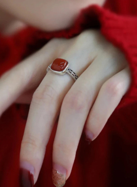 【下单立减50】新国潮中式复古宫廷风高级方糖红色复古小众镂空HX