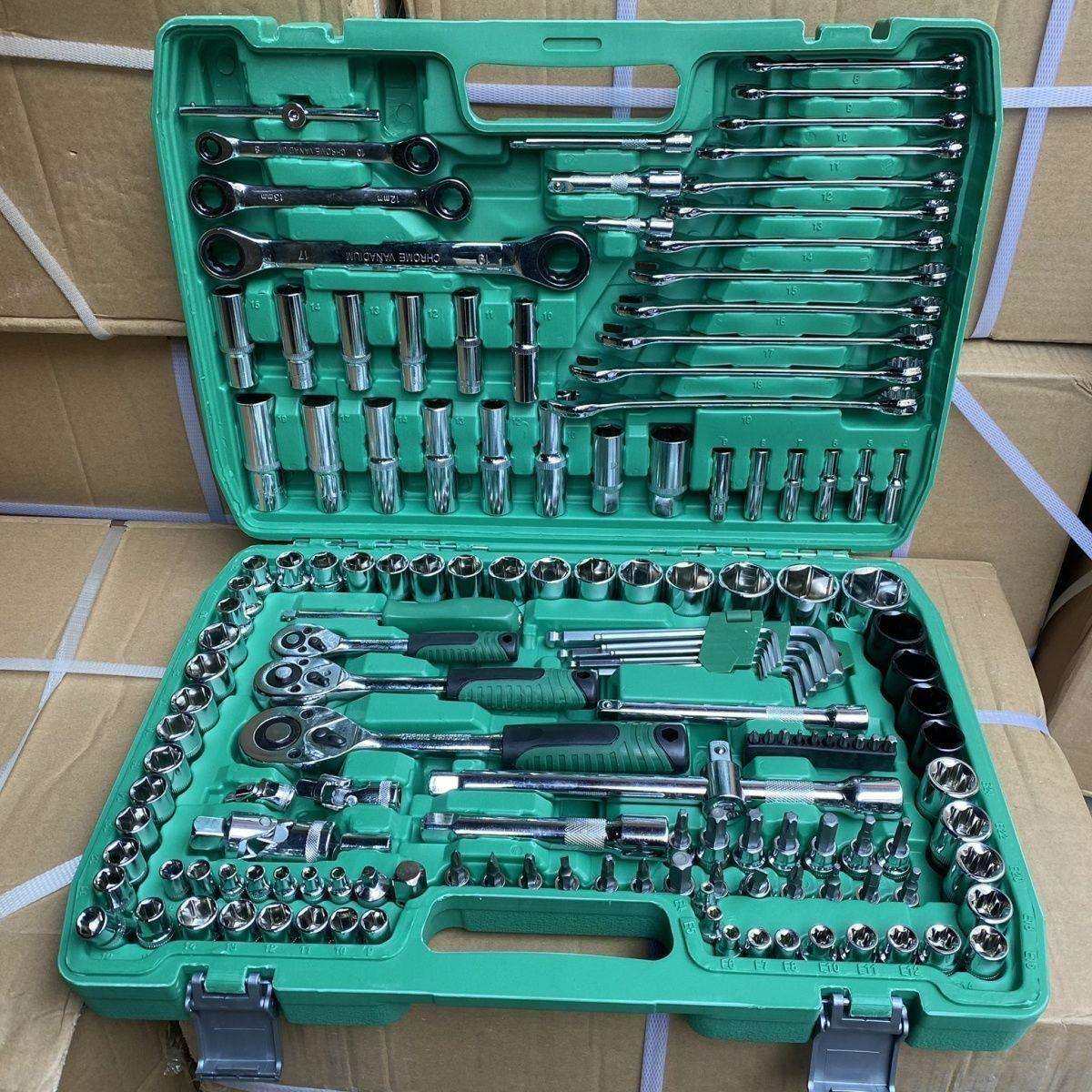 121件套汽修工具套装汽车维修组套套筒扳手组合工具维修工具修车