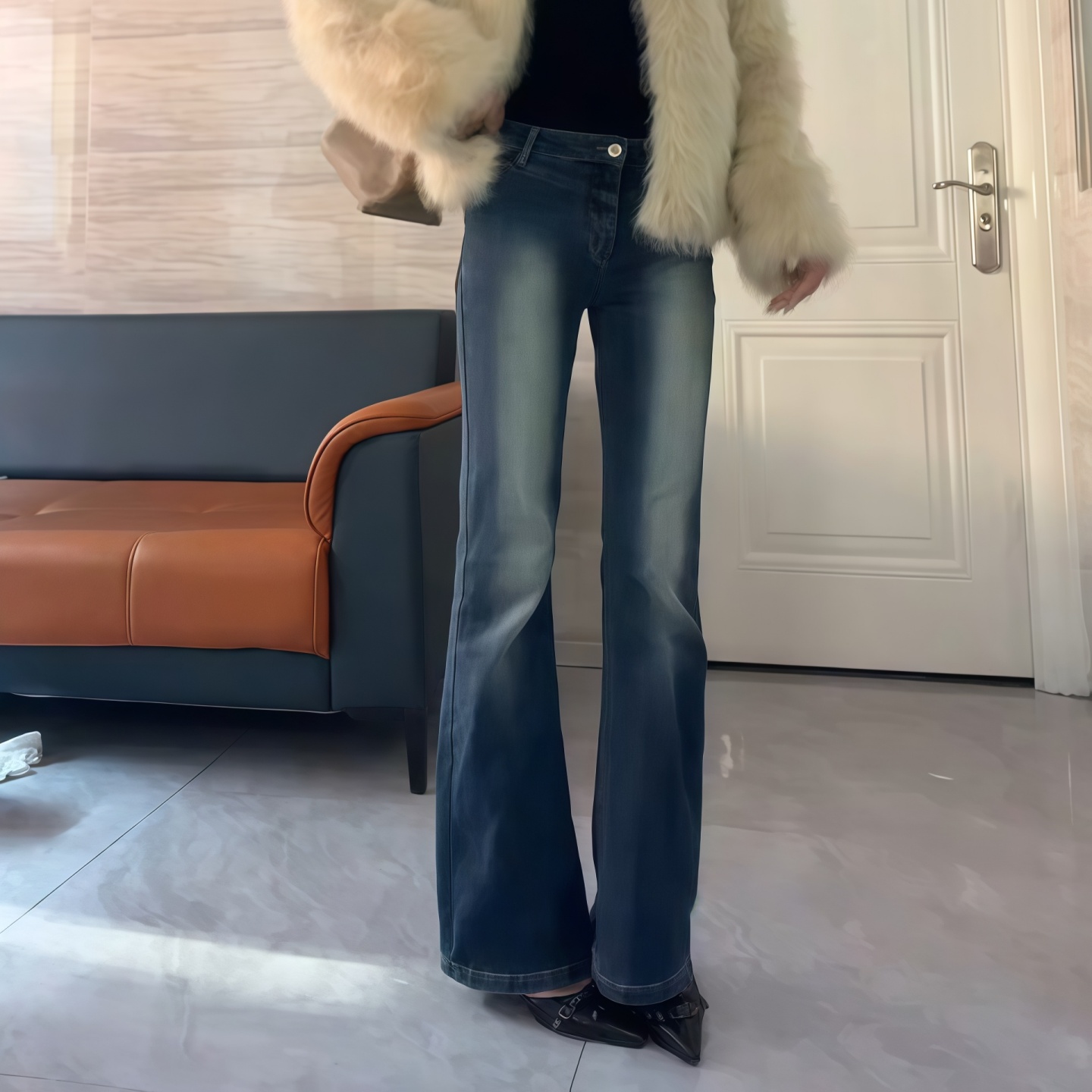 复古水洗深蓝色丰胯牛仔裤