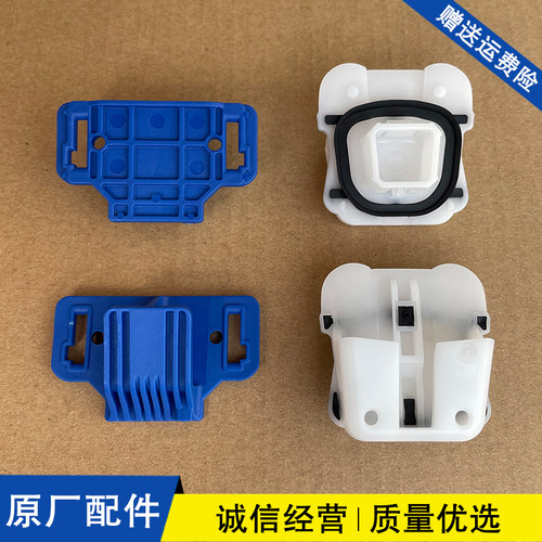 适用于沃尔沃XC40 XC60 XC90 S60 S90车门内饰板挂钩门板卡扣卡子