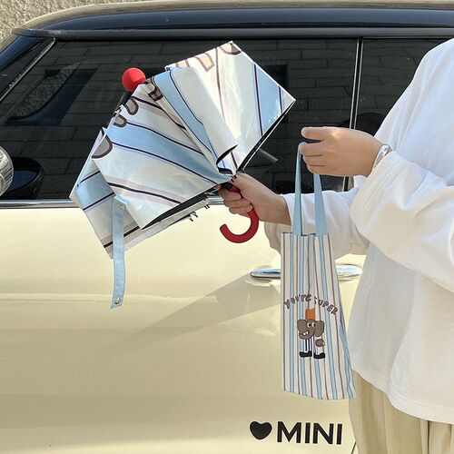 设计师款雨伞少女晴雨两用黑胶卡通防晒伞折叠遮阳太阳伞大量