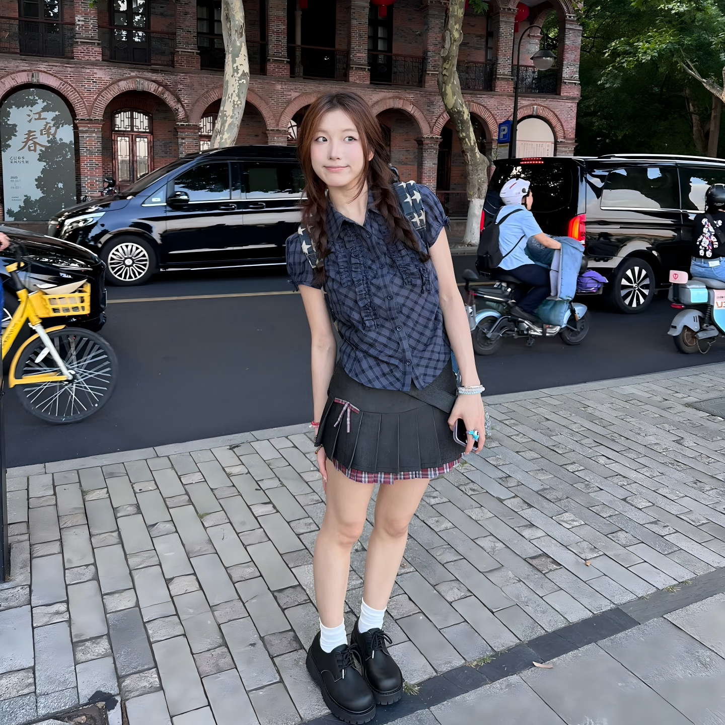 日系复古蓝色格子衬衫短袖女夏季木耳花边收腰衬衣显瘦泡泡袖上衣