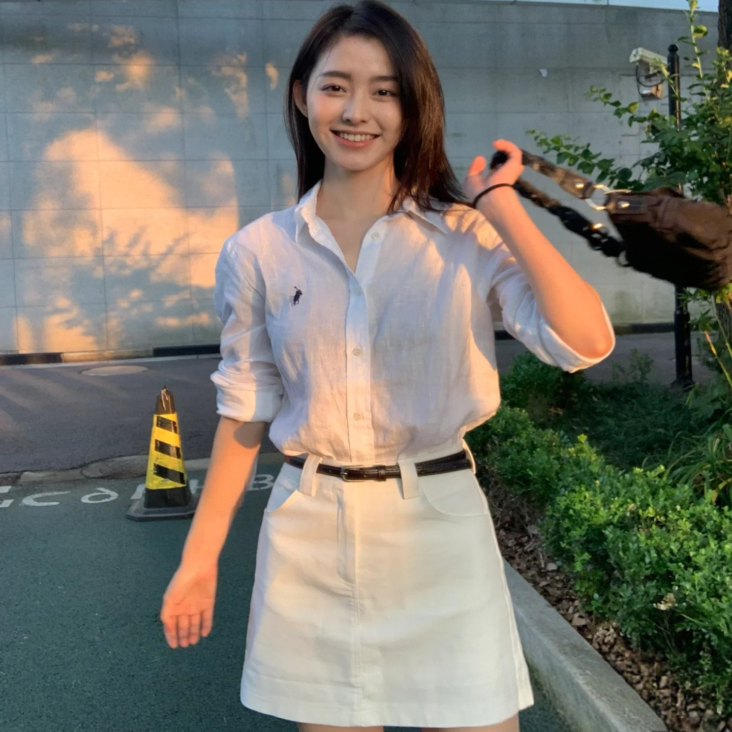 夏季高级感白色纯棉衬衫外套防晒图片