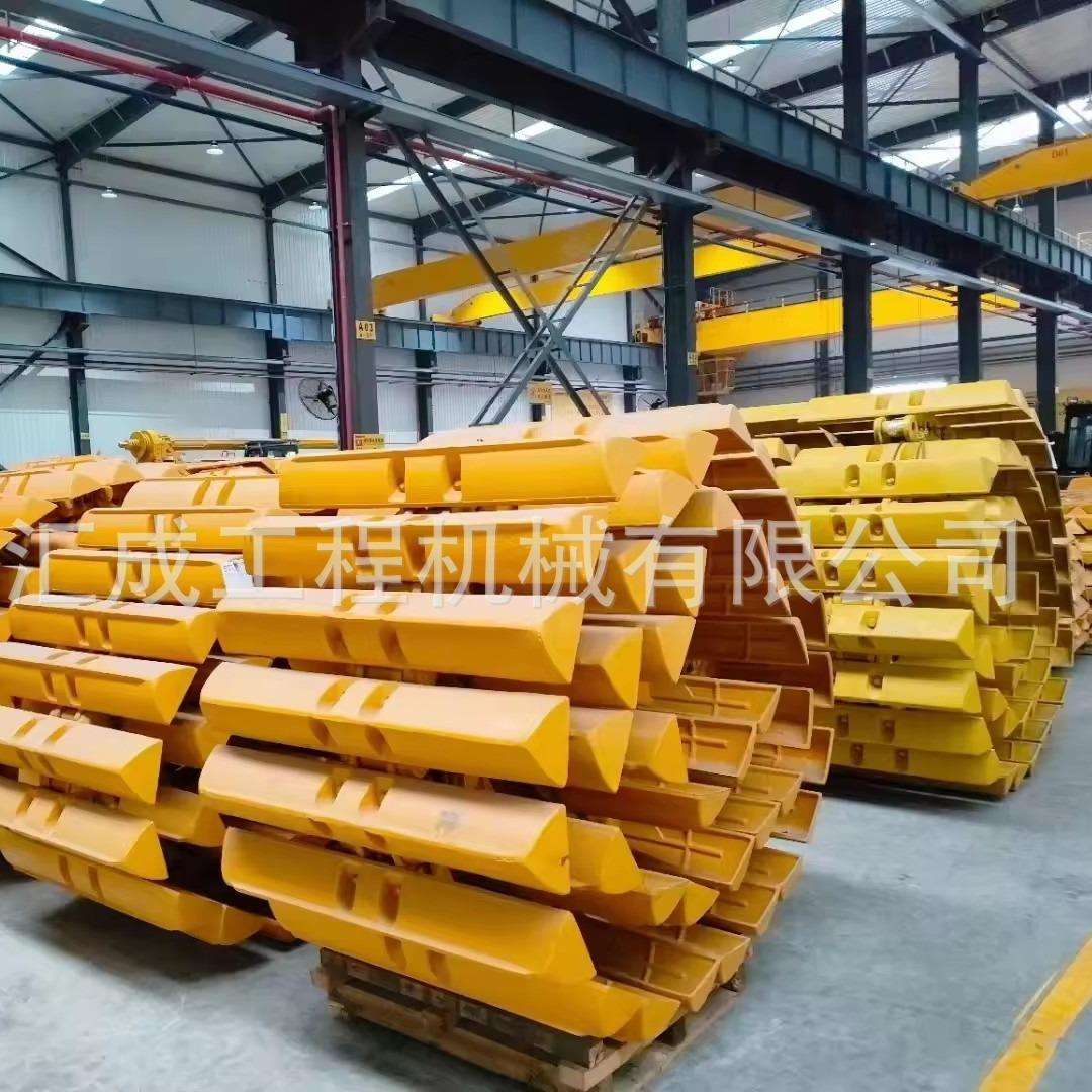 湿地推土机履带总成，推土机四轮一带，湿地推土机链板，济宁链板