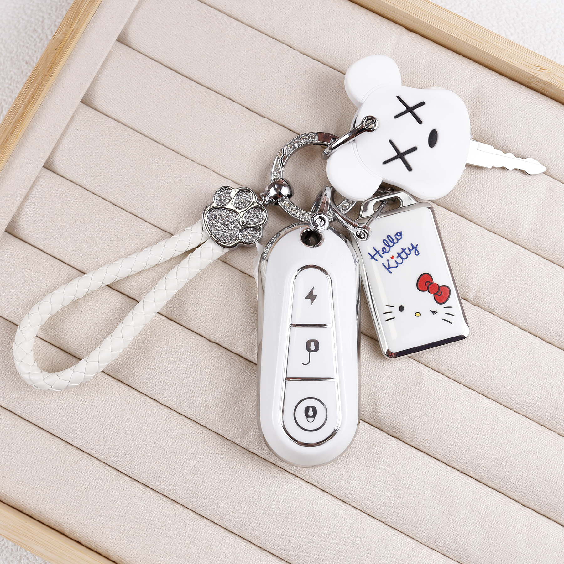 小红书推荐台铃钥匙套