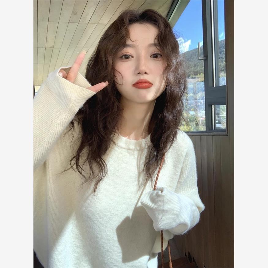 超好看白色毛衣女秋冬季