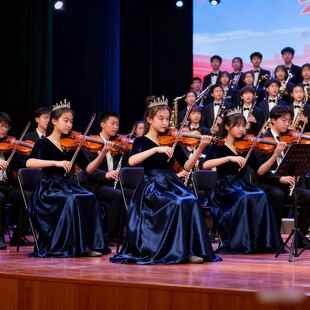 管弦乐团男女演出服/小学生管乐团乐器演出服/合唱团演出服高级感