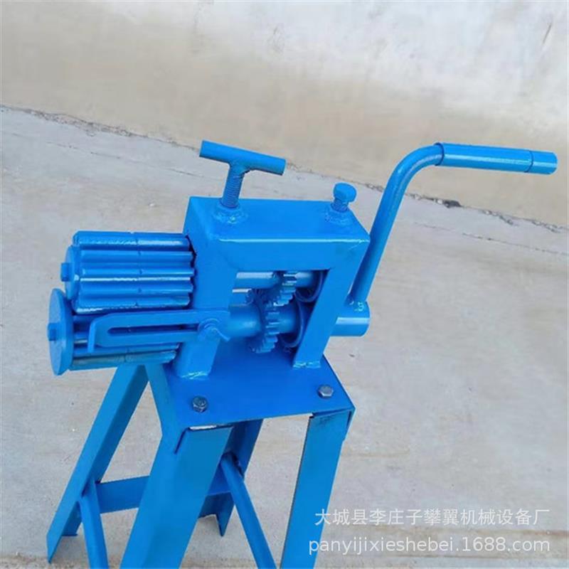 销售保温设备铝皮压花机 手动铁皮压花机 管道阀门盒褶皱机