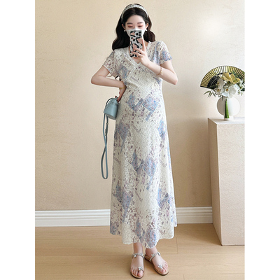 孕妇法式高级感碎花连衣裙女夏季高弹蕾丝小个子小香风气质长裙子