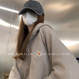 即墨原厂ADER2023早秋简约图案刺绣垫肩破洞拉链连帽卫衣开衫女棉