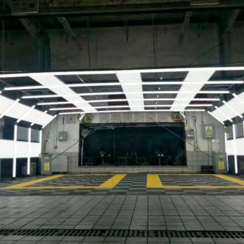 优跃UE-E2025护汽车理产厅品轻汽为1车展设计汽车护理抛光照