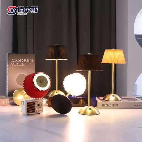 护眼台灯无蓝光百褶触摸充电小蘑菇灯温馨浪漫学生学习工作小柔光