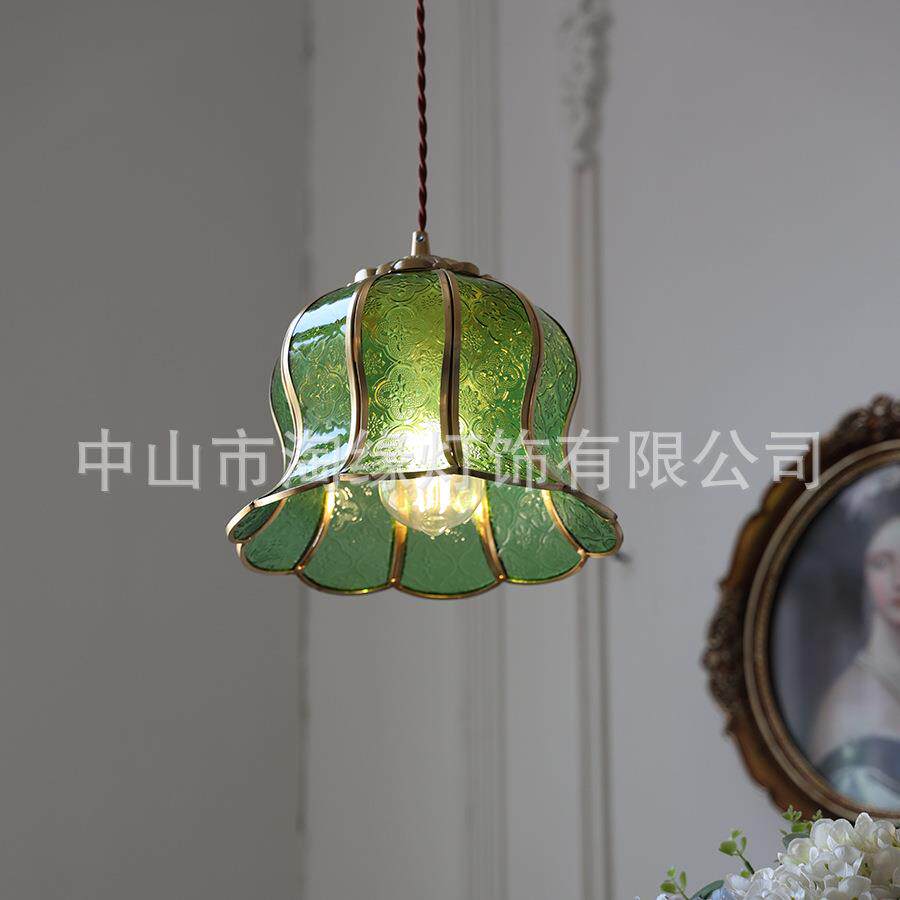 北欧轻奢绿色玻璃吊灯复古个性飘窗床头服装店收银台试衣间装饰灯