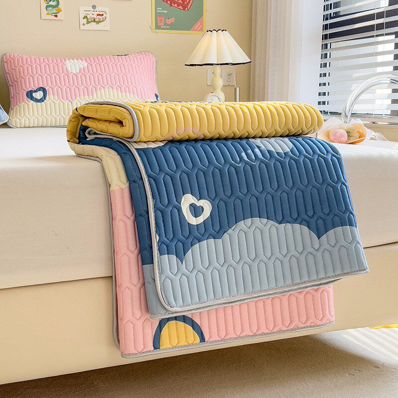 夏季A类冰丝乳胶凉席三件套床垫保护罩软席子全包防滑可水洗