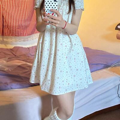 粉色碎花娃娃领连衣裙女夏2026新款小个子法式气质早春漂亮短裙