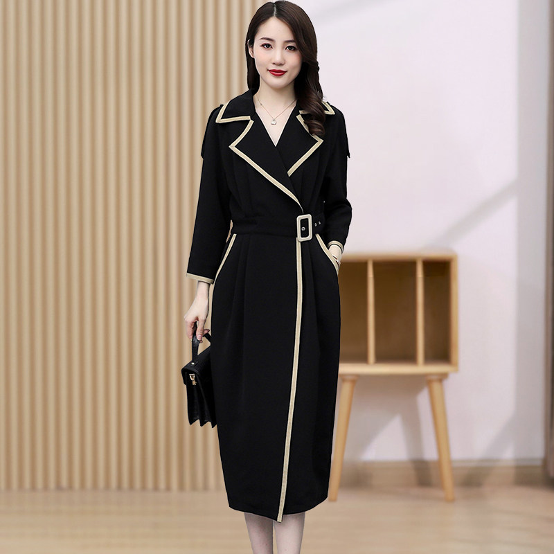 黑色西装长袖连衣裙女气质收腰春季2024新款洋气阔太太风衣式裙子