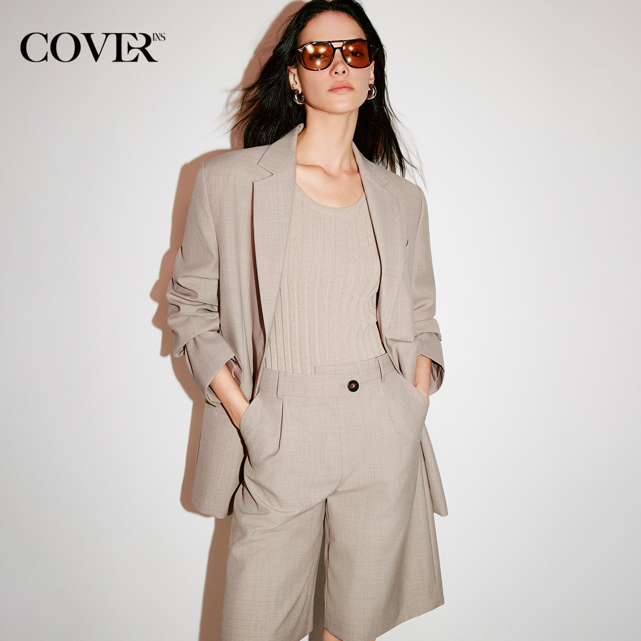 COVERINS米咖色羊毛廓形西装外套女宽肩2026春新款CC36110060,女装/女士精品,西装,淘宝优惠券,粉丝福利购,淘宝优惠卷