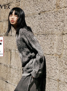 COVERINS灰色渐变圆领毛衣女宽松慵懒风羊毛混纺CC34306140