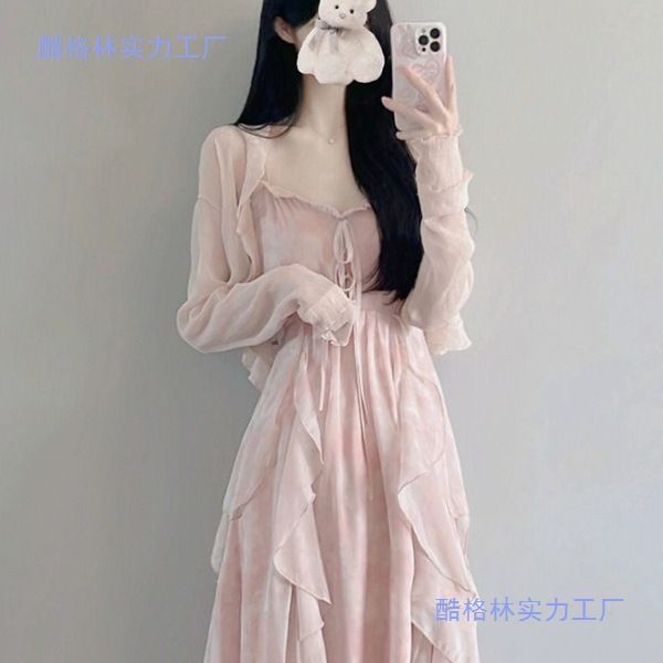 超仙荷叶边连衣裙早春新款2025女装薄款外套甜欲收腰吊带长裙套装