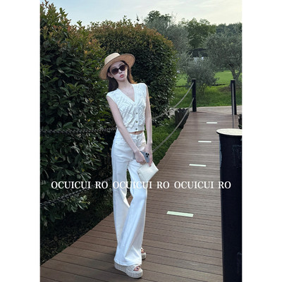 白色V领针织马甲背心阔腿套装