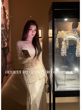 《仙仙专属》* 崔崔 蕾丝上衣+丝绒半身裙套装女 C025657/C025658