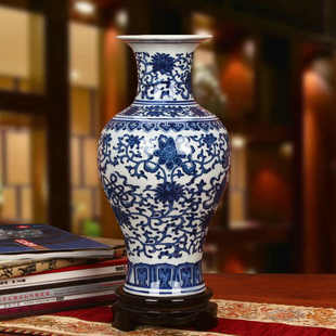 明清书房装 景德镇陶瓷器 中式 装 古典青花瓷八宝纹台面花瓶 饰摆件