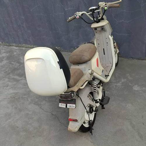 小牛电动车U1E/U/G100专用后备箱靠背尾箱可放半盔含专用安装支架