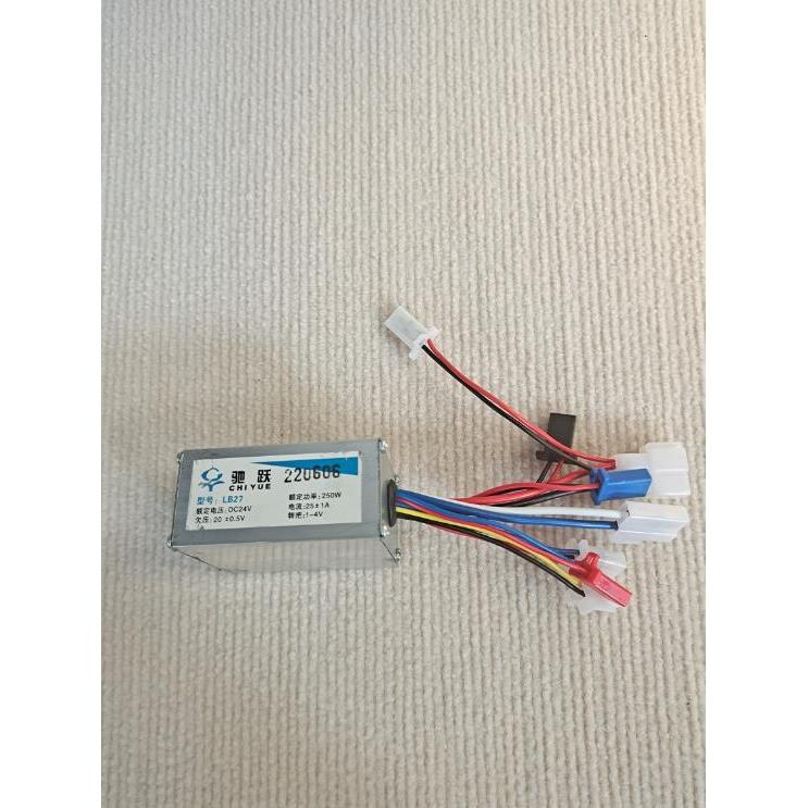 驰跃 翼昀24V250W350W小海豚电动车lb27滑板车有刷控制器