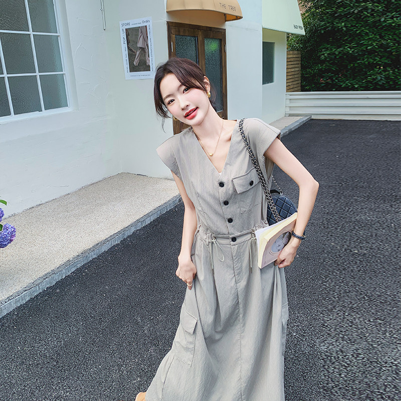 灰色韩系时尚工装连衣裙女夏季2025新款慵懒风收腰超长及踝衬衫裙